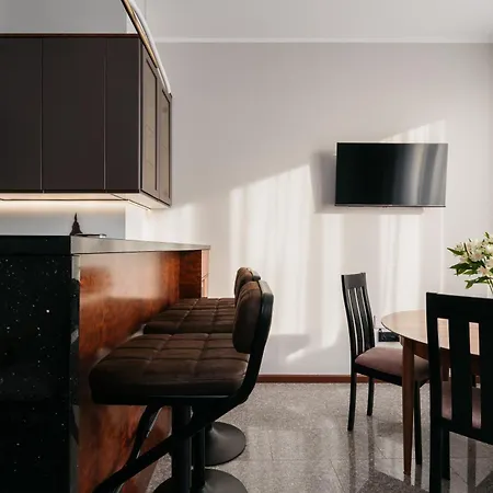 Native Lenartowicza 17