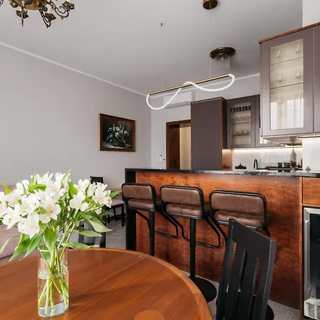 Native Lenartowicza 17 アパート クラクフ