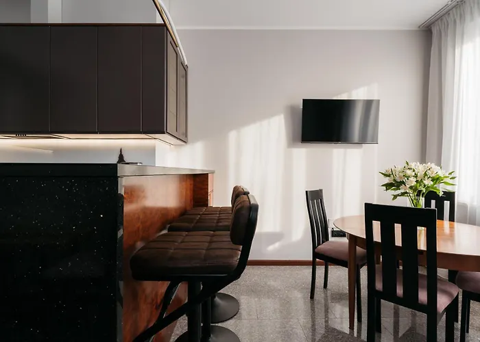 Native Lenartowicza 17