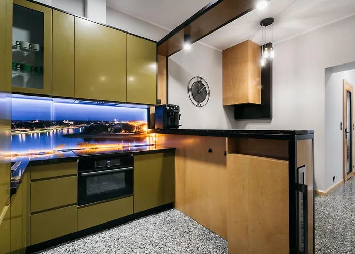 Native Lenartowicza 17